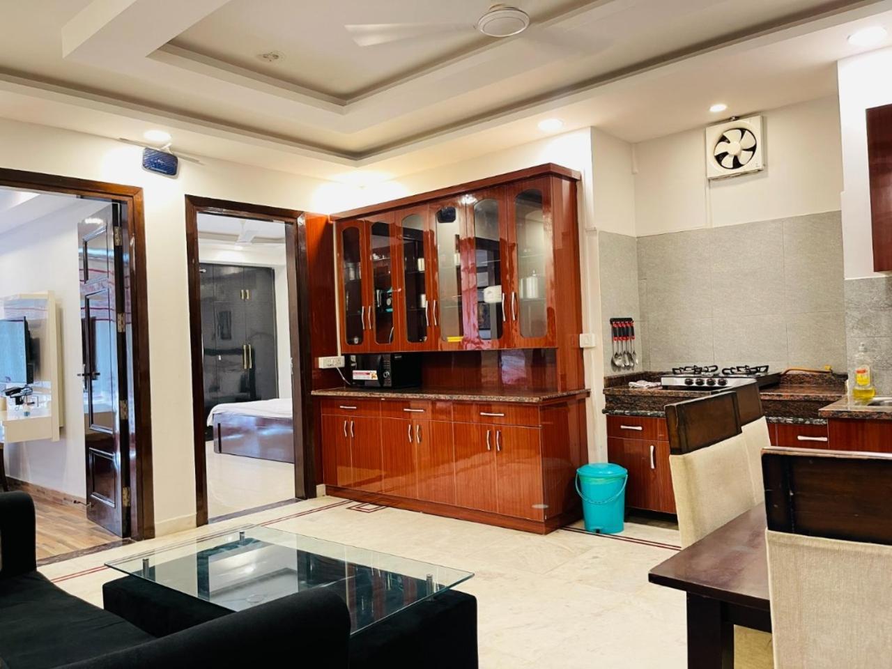 Bedchambers Medicity Serviced Apartments In Gurgaon Buitenkant foto