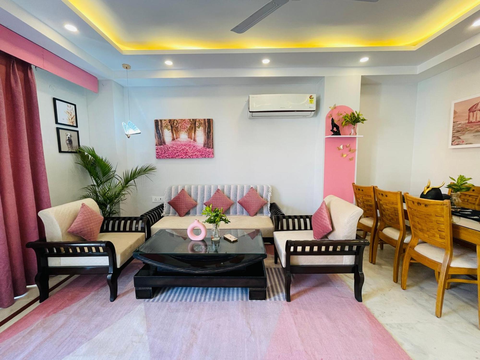 Bedchambers Medicity Serviced Apartments In Gurgaon Buitenkant foto